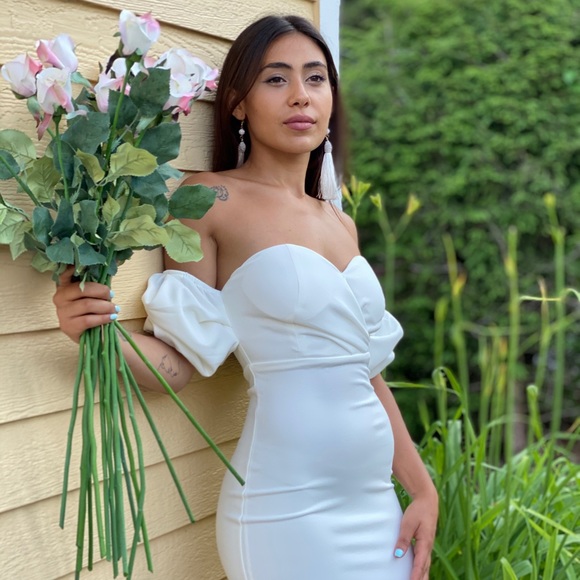 ‼️ Elegant White Puff Sleeve Fitted Classy Dress - Picture 3 of 8